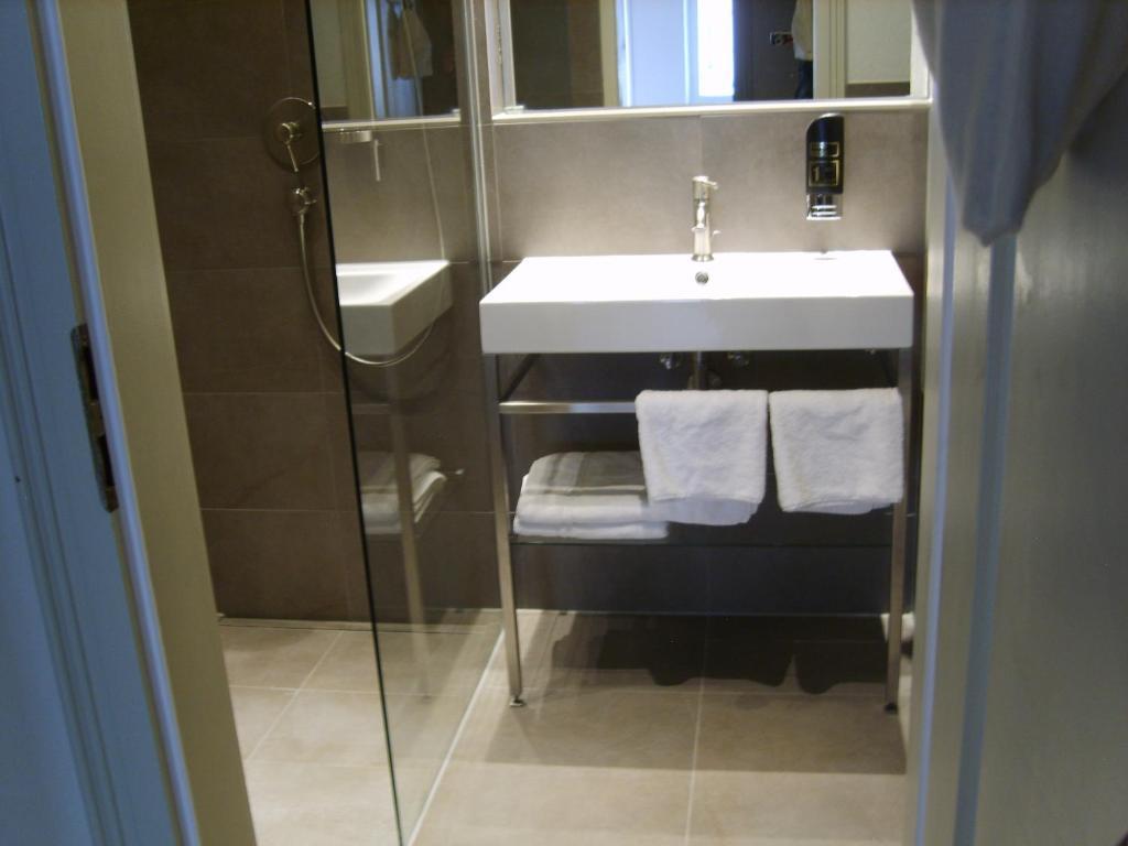 Hotel Schnookeloch Heidelberg Phòng bức ảnh