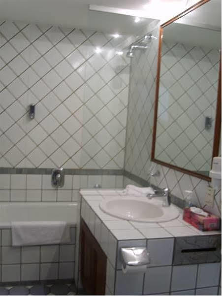 Hotel Schnookeloch Heidelberg Ngoại thất bức ảnh